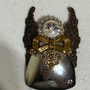 Vintage Artisan Signed Jane AOL Gold Silvertone Angel Pin Brooch Bow Rhi…